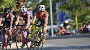 She is the itu world triathlon series 2016 and 2017 world champion, the 2015 and 2016 itu triathlon world champion, and five times the. Flora Duffy Triathlon Team Scott