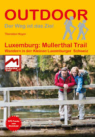 Route 1 bietet neben kulturellen besonderheiten die für die region typischen landschaftselemente felsen, wald und wiesen; Mullerthal Trail