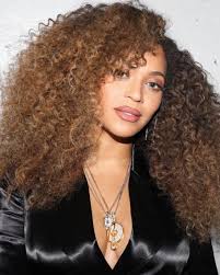 If your shoulder length curly wavy hairstyle needs refreshing, then you should think about adding some bangs for a contemporary and cool look. 25 Easy Curly Hairstyles Long Medium And Short Curly Hair Ideas