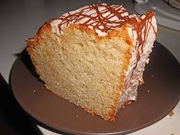 Zutaten 4 Ei Er 2 Becher Zucker 1 Becher Ol 1 Becher Joghurt 4 Becher Mehl 1 Pck Backpulver Zuberei Schneller Kuchen Joghurt Kuchen Kuchen Und Torten Rezepte