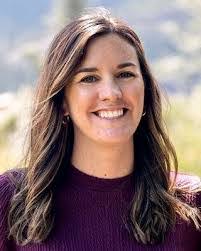 Carmen Davies's Instagram, Twitter & Facebook