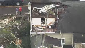 Daylight gave emergency crews a look at the damage, summed up in one. Kcjv8ly88tbz1m