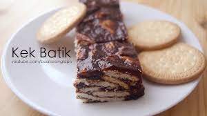 Resepi kek batik yang mudah dan senang menggunakan biskut marie. Cara Buat Kek Batik Biskut Marie Youtube