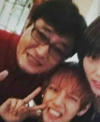 He also has two younger siblings, his brother's name is kim jeong gyu, and his sister's name is kim eon jin. Kim Tae Hyung With Father Kim Jeong Gyu Celebrities Infoseemedia