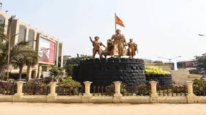 sculpture landmarks ...