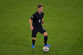 Turn on notifications to never miss an upload! Joshua Kimmich Beim Deutschland Sieg Gegen Island Der Kontaktmann Der Spiegel