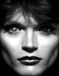 Ouroboros by SHEI Magazine