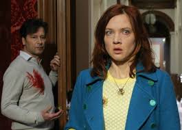 Vous pouvez,dès maintenant,regarder votre série favorite en ligne et en direct sans délimi. Profilage Saison 5 La Premiere Bible De La Serie Disait Que Chloe Etait Schizophrene Toutelatele