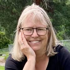 Who attended rural Montana schools?