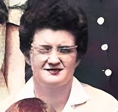 I was at Homelands Girls Grammar School from 1956 and was always in the “A”  stream. My name was Maureen Akers.