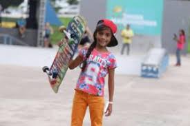 Sobre a relação com as atletas, a menina destaca que as duas são inspiração e está muito feliz por estar perto delas. Fadinha Do Skate Gazeta Regional