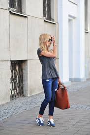 What Shoes To Wear With Jeans Glam Radar Fashion Clothes Casual Outfits