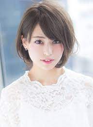 品のある大人めショートボブ 髪型 ヘアスタイル ヘアカタログ ビューティーナビ ボブパーマ 前髪あり 髪型 ボブ ボブパーマ