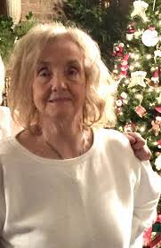 Stacy Caudill's Instagram, Twitter & Facebook