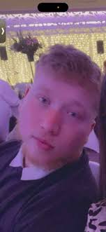 BARRY BORTHWICK FROM LANCING EXPOSES HIMSELF ON SNAPCHAT DESPITE BAN