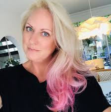 Where to find library decorations and supplies?