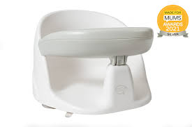 Bathing your baby three times a week should be plenty to keep your newborn clean until they are older. How Often Should You Give Baby A Bath Babydam
