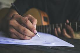 This creates coherence in the lyrics that wouldn't be evident if you use different numbers and patterns of syllables in every line of your song. Simple Songwriting Guide How To Write Song Lyrics In 7 Steps 2021 Masterclass