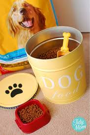 Diy Dog Food Tin You Know Those Popcorn Tins You Get At Christmas That Seem Like They Will Last Forever W Diy Stuffed Animals Dog Food Recipes Diy Dog Stuff