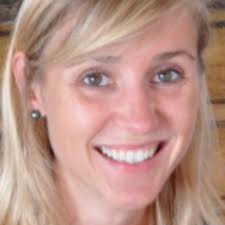 Géraldine Bertrand (@GeraldineBee)