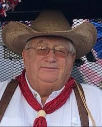 Louis Chapman's Instagram, Twitter & Facebook