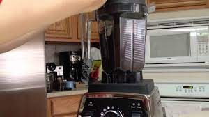 Grinding coffee beans has never been easier. Grind Coffee Beans Using Vitamix Dry Container Youtube