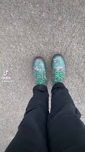 Sally Laker (@sallytj22)'s videos with Good Days