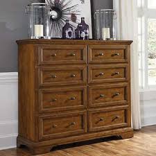 Universal Broadmoore Gentlemen S Chest Furniture Home Furnishings Home Decor