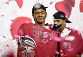 Smith only had eight catches that season, but progressed to 42 catches in 2018 and had 68 catches for 1,256. Ftfzlu87tlc Cm