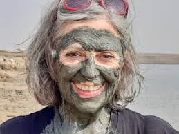 Guest post by my sister-in-law Ria Saunders, 78 today: “Angels in Israel”