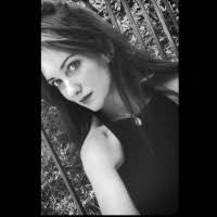 4 profils pour “Ann Acquaviva”