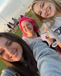 Katelyn Doss's Instagram, Twitter & Facebook