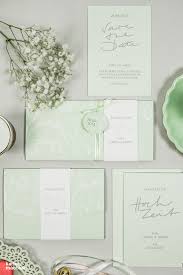 Von Der Save The Date Bis Zur Einladungskarte Hochzeitspapeterie Letter Poppy In Zartem Mint Pape Karte Hochzeit Einladungskarten Hochzeit Hochzeitskarten