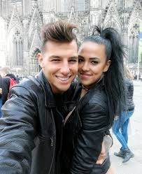 Jun 29, 2021 · so hat elena miras (29) sich ihren restaurantbesuch mit sicherheit nicht vorgestellt. Elena Miras Love Island Partner Jan Sokolowsky Lebt Von Hartz Iv Blick