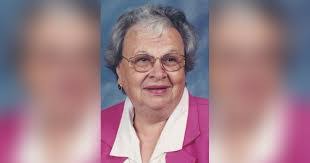 Janet Hackett's Instagram, Twitter & Facebook