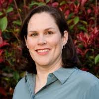 Erin Beard's Instagram, Twitter & Facebook