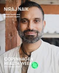 We're thrilled to welcome Niraj Naik to Copenhagen Health Week 2025!⁠ ⁠ A  professional musician and former pharmacist, Niraj transformed his own  journey through stress-related illness into a global mission for holistic