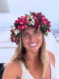 As this chapter ends for me (& Roux), the petals of my flower crown dry in  Moorea's sun. It is a gentle reflection of how deeply motherhood & this  wild, beautiful journey
