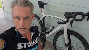 I love my bike,,, monotone 😍😍🤩