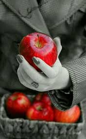 Black And White With Color Photography Pin By Forouzan Ameri On Colour Splash Color Splash Red Color Splash Photo Color Splash Photography