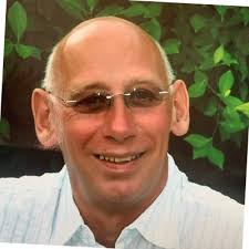 Emphasizing Key Experiences for Senior Customer Service Roles