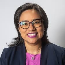 Nicole Hildreth's Instagram, Twitter & Facebook