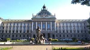 Als um 1910 der kleine alte botanische garten in der nähe des karlsplatz im zentrum von münchen zu klein wurde, wurde die neue, viel größere anlage (circa 20 hektar) errichtet. Hubscher Park Aber Entglitten Alter Botanischer Garten Munchen Reisebewertungen Tripadvisor