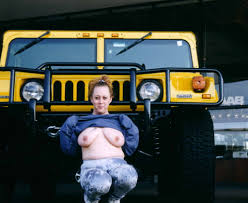 My first time flashing a trucker! | PicToCum