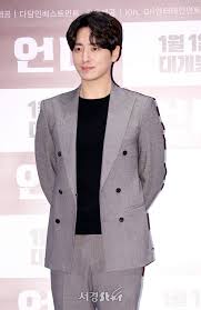 verse 3 베이스라인 튕겨 손 머리 위로 들어 다들 잔 드루와 미러볼 밑에서 골반 튕겨 얼음 땡 hold up check 네 품 안으로 swim 해 (당겨) sweet 하게 맞이할 준비 됐어 길을 비켜 다다 grra. ê³µì‹ìž…ìž¥ ì´ì¤€í˜ ì¸¡ Tvn ì§€ì •ìƒì¡´ìž ì¶œì—° í™•ì • ì§€ì§„í¬ì˜ ê°•ë ¥í•œ ë¼ì´ë²Œ