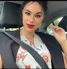 Jasmine Rich's Instagram, Twitter & Facebook