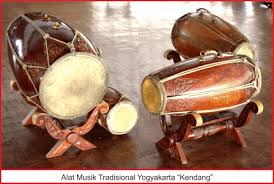 Gambar alat musik tradisional riau alat musik tradisional riau. 36 Alat Musik Tradisional Indonesia Lengkap 34 Provinsi Gambar Dan Daerahnya Seni Budayaku