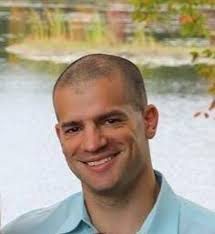 VOTERS GUIDE for May 7 Town-wide Election