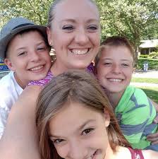 Do MacBooks have sales around graduation time?