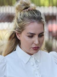 Melanie Carra's Instagram, Twitter & Facebook